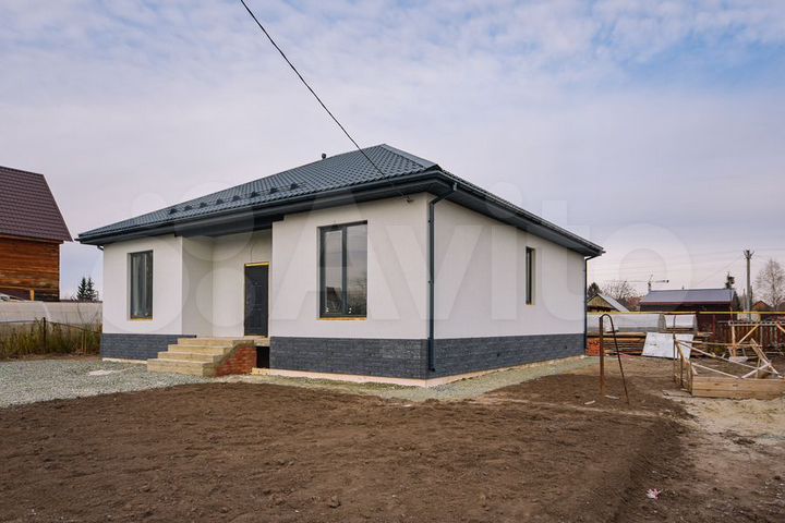 Коттедж 132 м² на участке 6 сот.