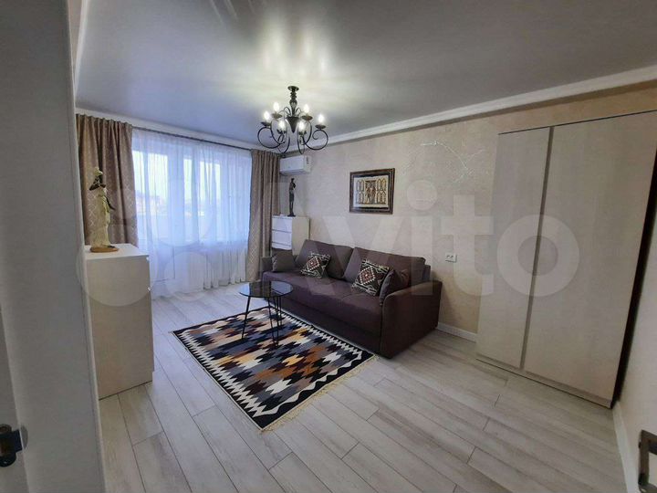 4-к. квартира, 90 м², 5/5 эт.