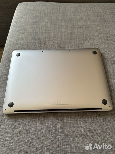 Apple MacBook pro 13 2021 m1 8gb 256