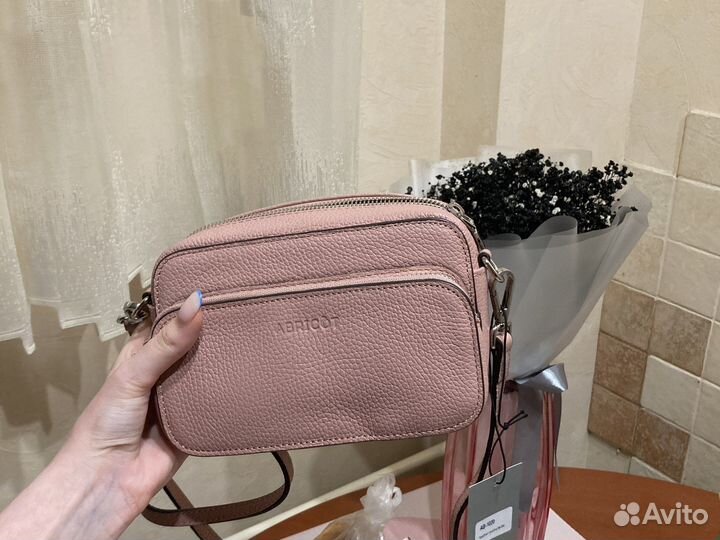 Сумка розовая кожаная Abricot с биркой