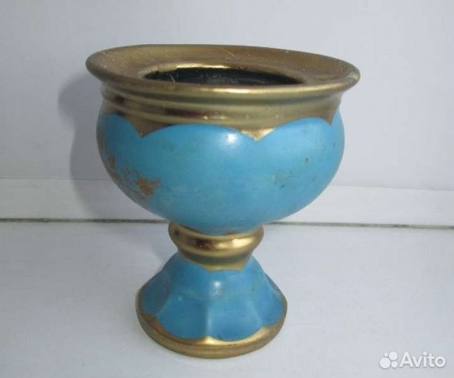 Старинная настольная лампада. свеча. фарфор