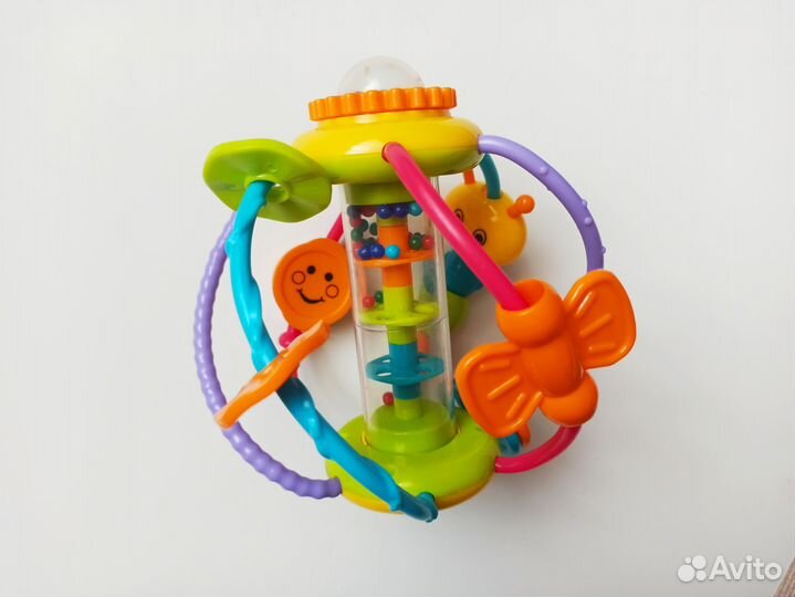 Развивающие игрушки для малышей