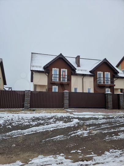 Таунхаус 165 м² на участке 2,6 сот.