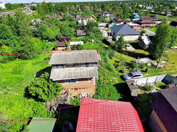 Дом 93,8 м² на участке 7,9 сот.