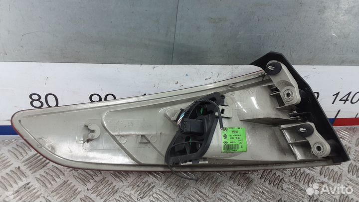 Фонарь Renault Fluence (2009-2013)