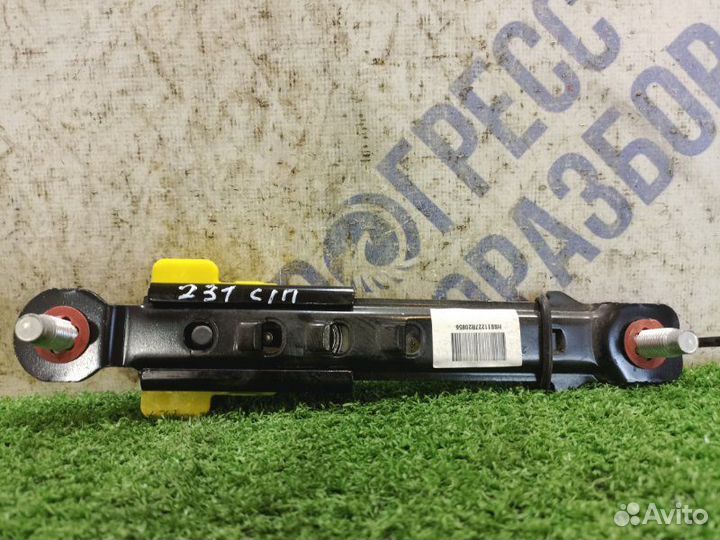 Механизм регулировки ремня безопасности правый Kia