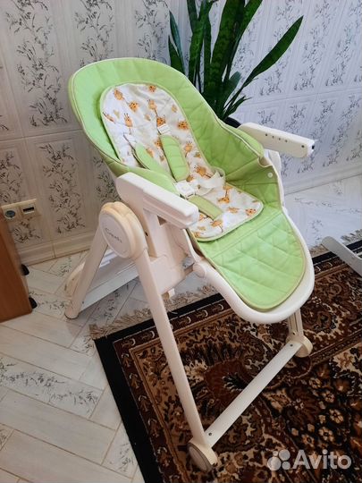 Стульчик для кормления Capella