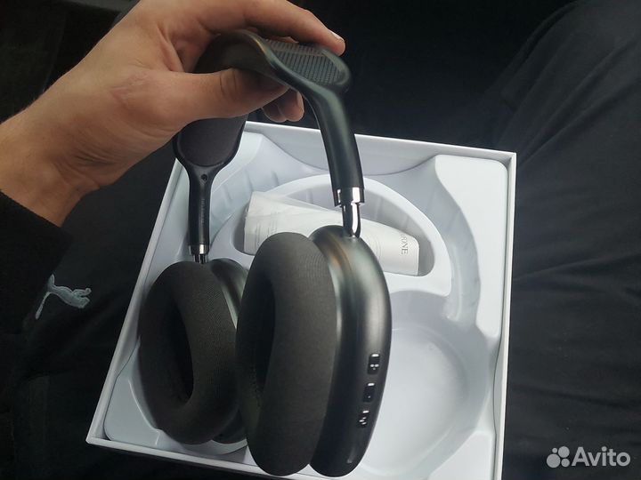 Беспроводные наушники