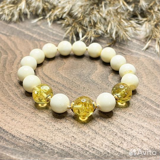 Белый янтарный браслет. Натуральный янтарь