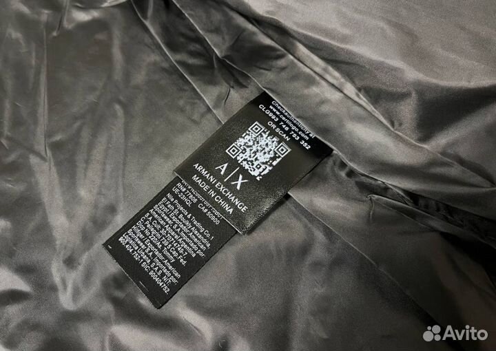 Куртки Armani эргономичные