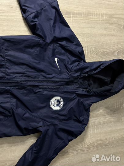 Куртка весенняя nike