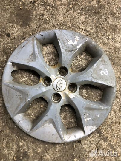 Штатный колпак R15 Hyundai Solaris 1