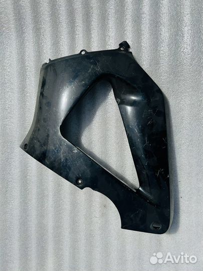 Левый пластик honda cbr929rr