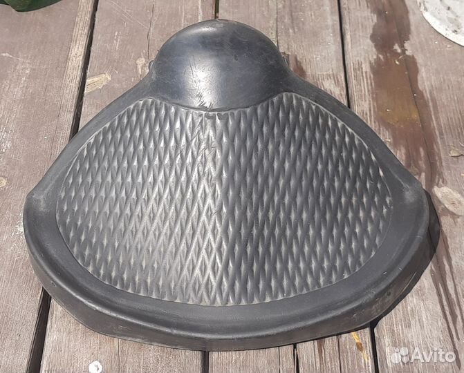 Седушка от мотоцикла Урал