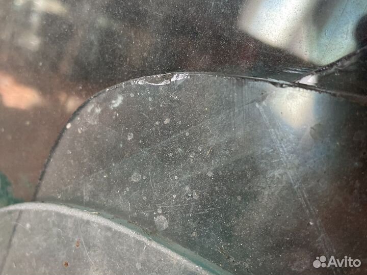 Стекло на трактор