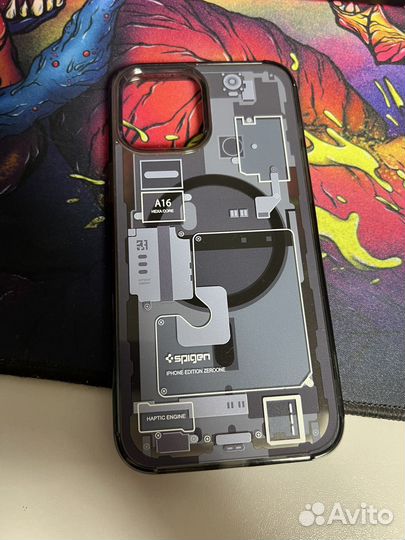 Чехол на iPhone 12 pro max spigen