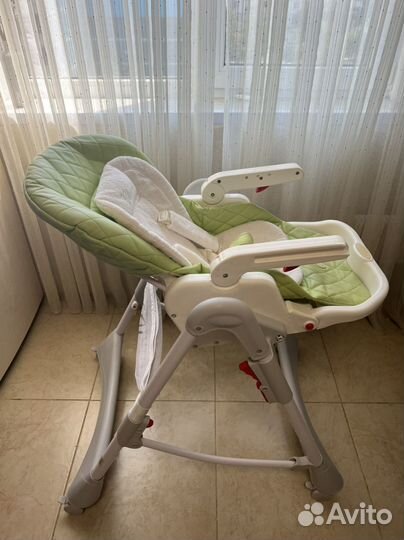 Стульчик для кормления Happy Baby