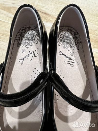 Ткфли Новые школьные Kapika