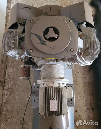 Воздушный компрессор