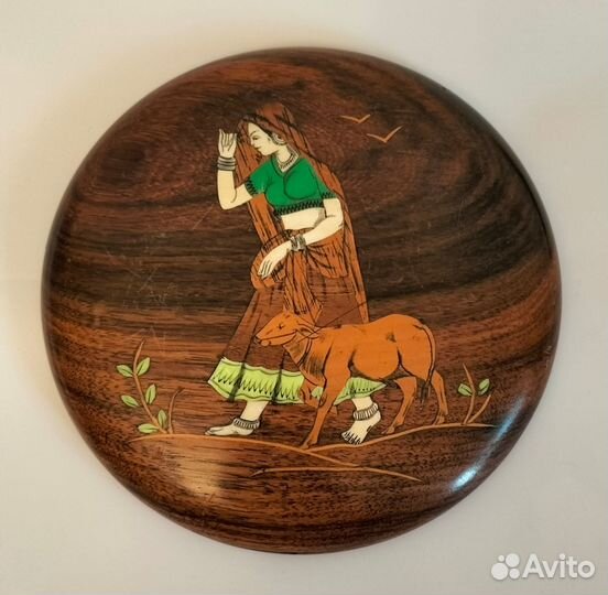 Панно деревянное с инкрустацией, Индия