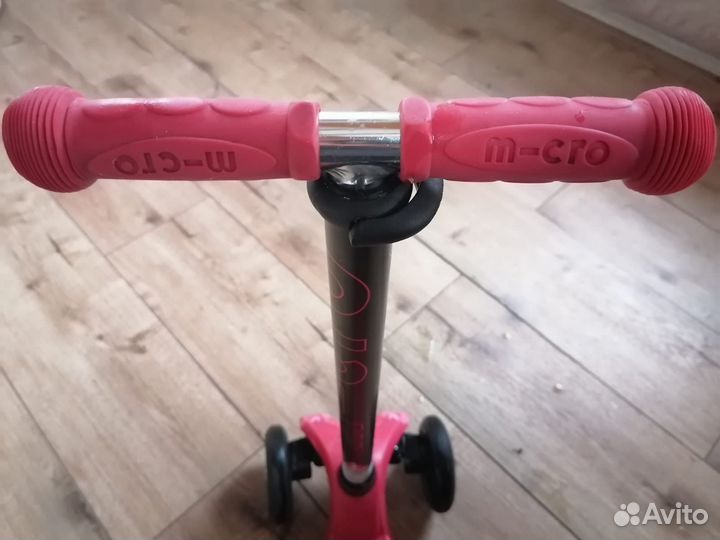 Самокат Мaxi Micro для детей от 4 до 12 лет