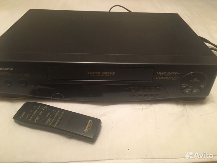 Видеомагнитофон Панасоник