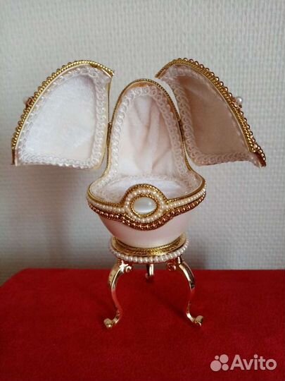 Шкатулка яйцо