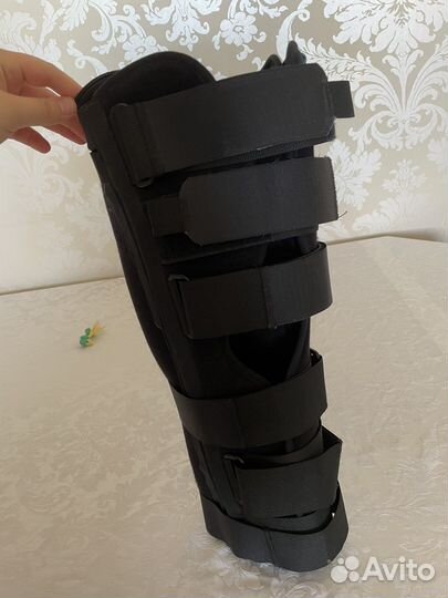 Ортез на коленный сустав