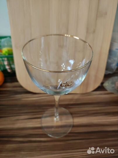 Хрустальные бокалы