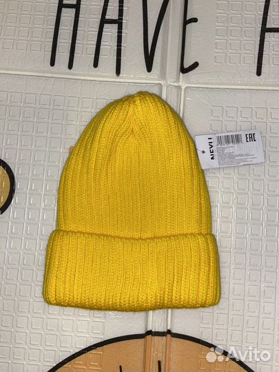 Шапка женская вязаная