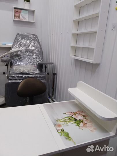 Косметологическое кресло кушетка