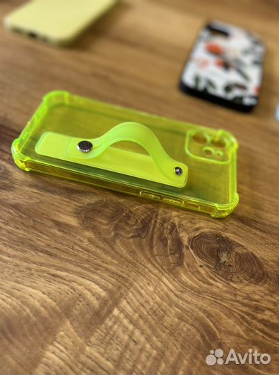 Чехол на iPhone 12