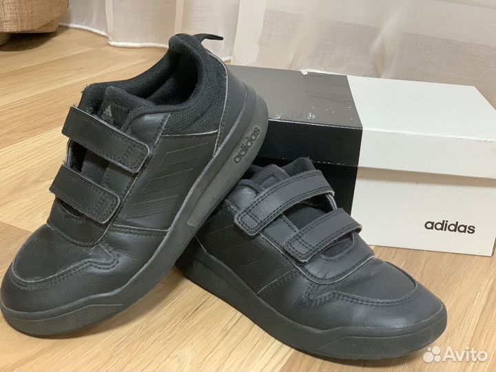 Кроссовки adidas 32 размер