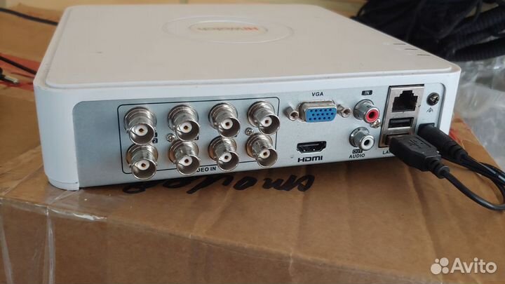 Видеорегистратор HiWatch DS-H108Q