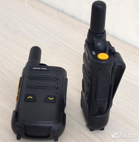 Рация с наушником, радиостанция с гарнитурой