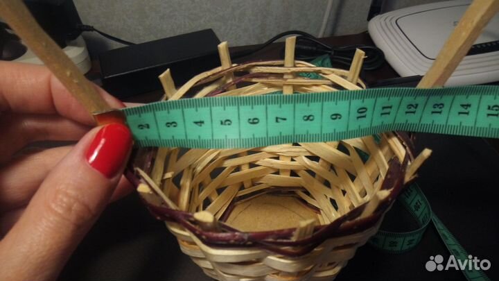 Корзинка декоративная плетенная