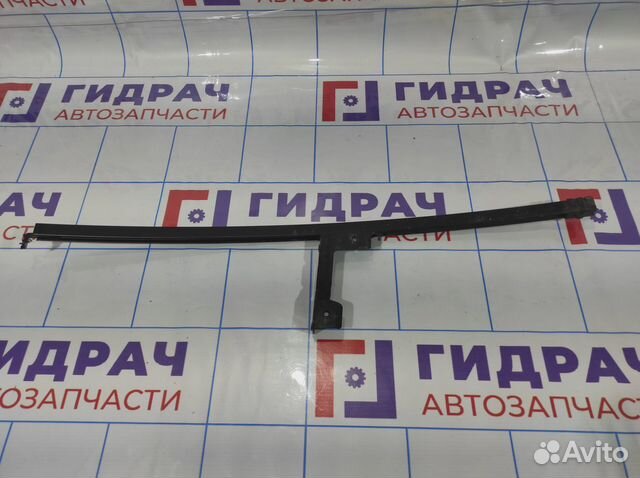 Направляющая стекла двери Kia Sportage (SL) 835103
