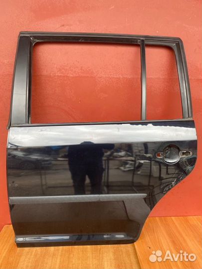 Дверь задняя левая Vw Touran BSX 2008