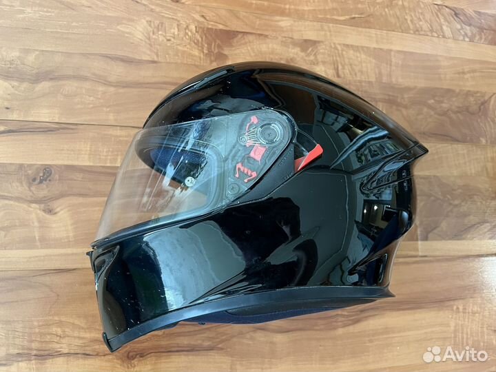 Мотоциклетный шлем