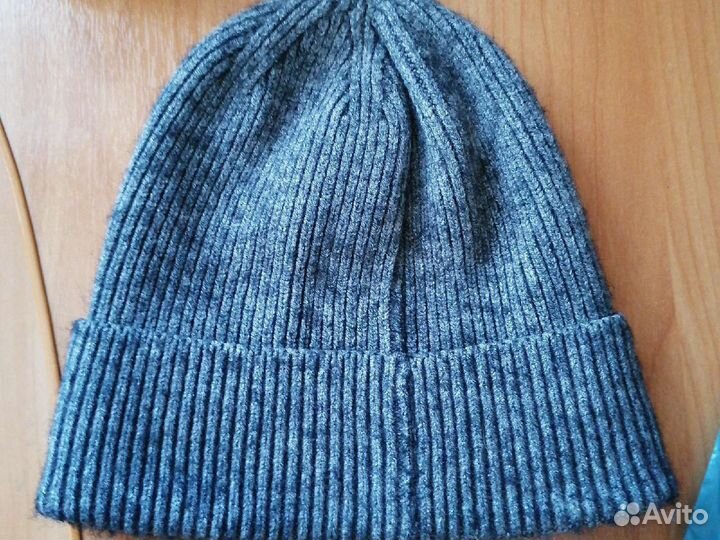 Мужские демисезонные шапки