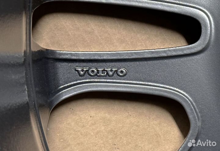 Литые диски R18 Volvo