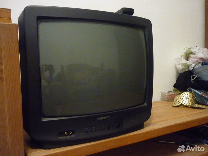 Телевизор samsung