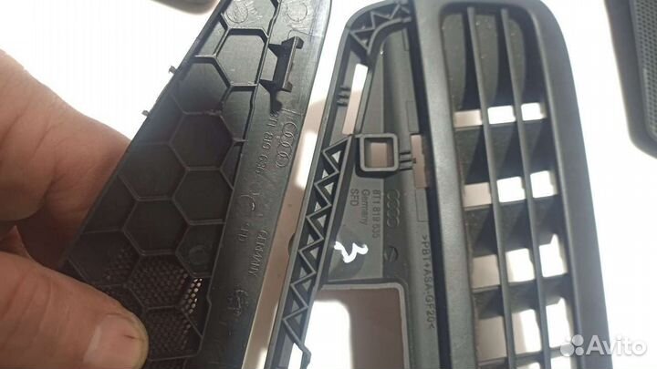 Декоративные накладки динамиков ауди