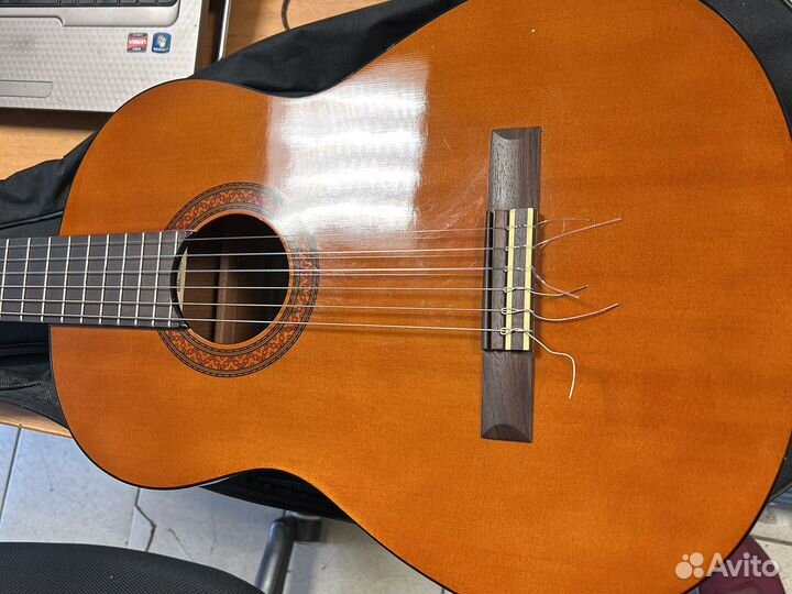 Гитара Yamaha c40