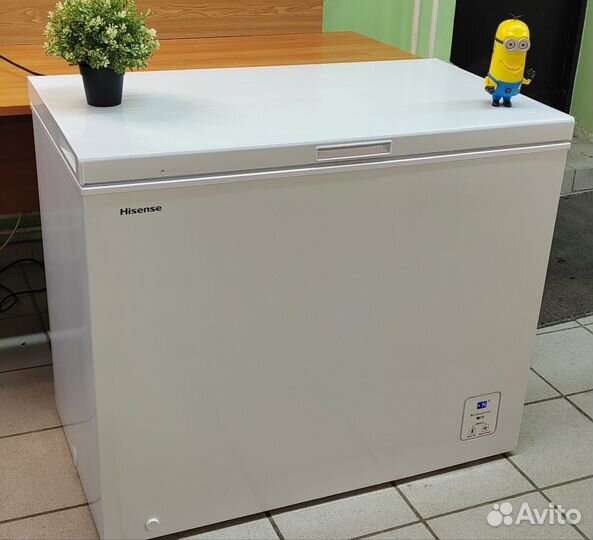 Морозильный ларь Hisense FC325D4DW1