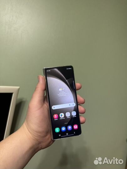 Samsung Galaxy Z Fold5, 12/256 ГБ