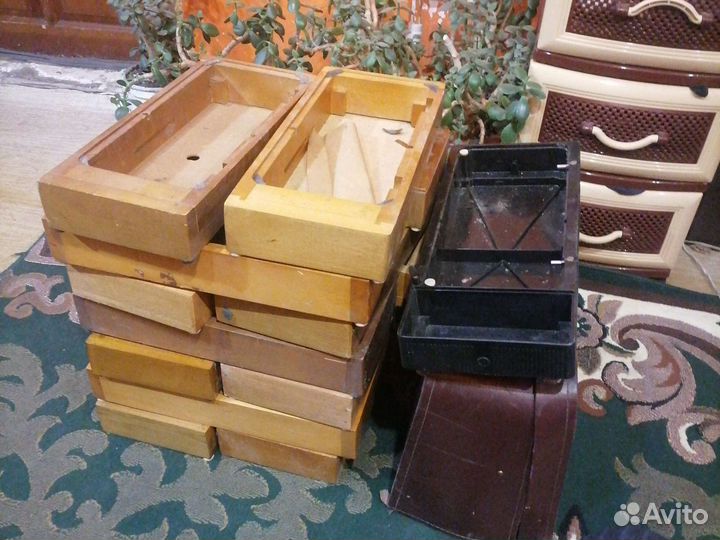 Поддон для швейной машины