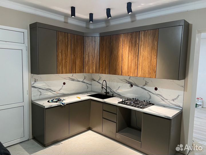 Кухонный гарнитур