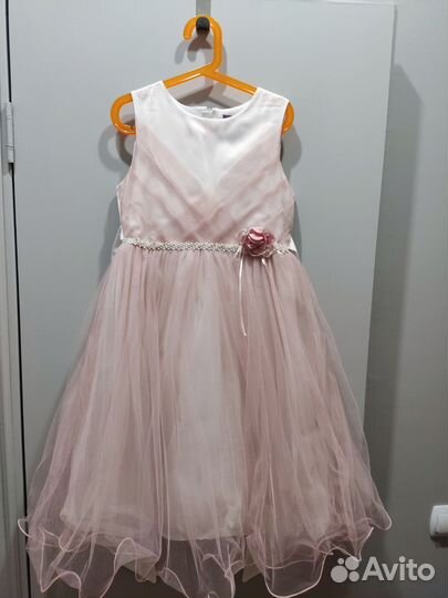 Платье нарядное