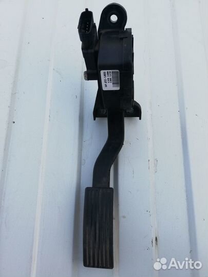 Педаль газа Hyundai Solaris 1 G4FA